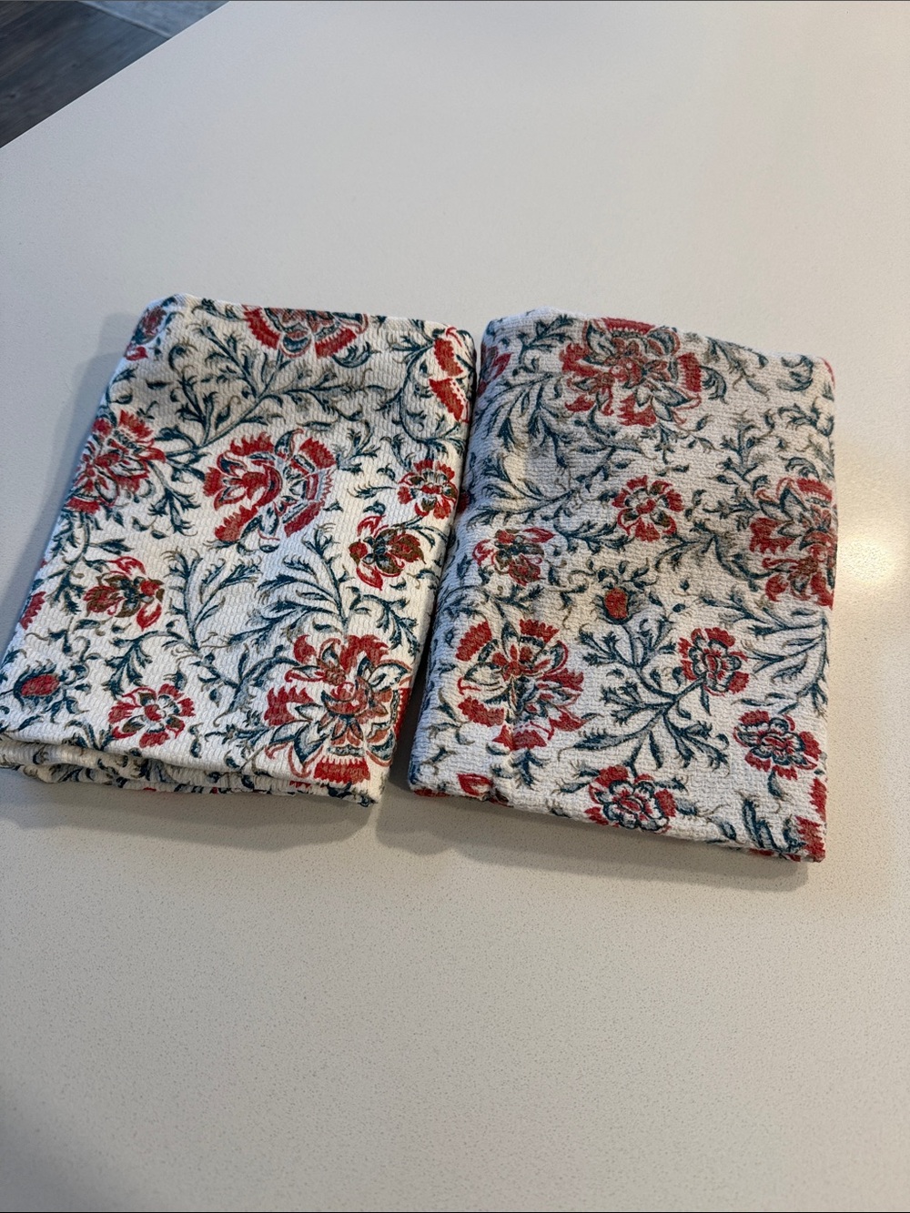 Ralph Lauren Floral Red & Green Cotton Hand Towels - Home Bedding